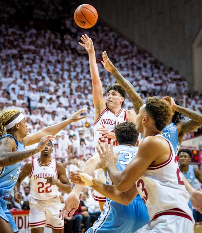 Indiana's Trey Galloway (32) shoots during the Indiana versus North Carolina men's basketball game at Simon Skjodt Assembly Hall on Wednesday, Nov. 30, 2022.